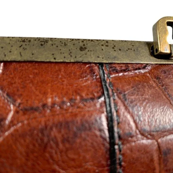 Vtg Fossil Croc Embossed Leather Wallet Clutch Metal Close Multiple pockets - Picture 12 of 12